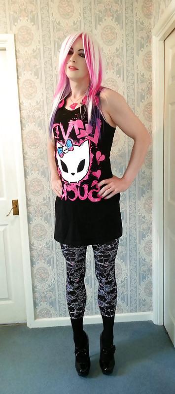25P Tranny Supersatin  Love Sucks  Emo Goth photo set