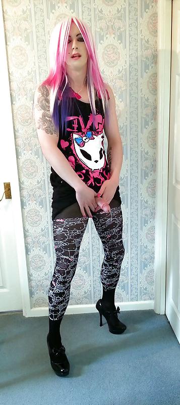 25P Tranny Supersatin  Love Sucks  Emo Goth photo set