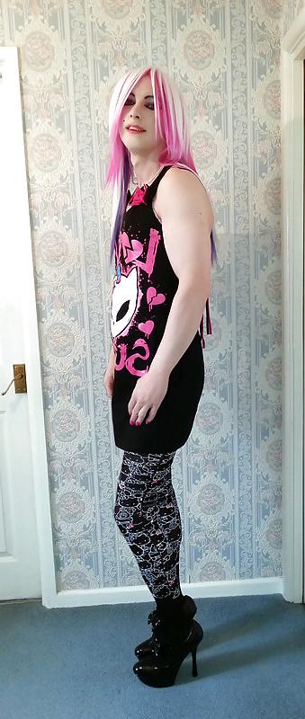 25P Tranny Supersatin  Love Sucks  Emo Goth photo set
