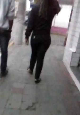 6P Girl at the street -BR
