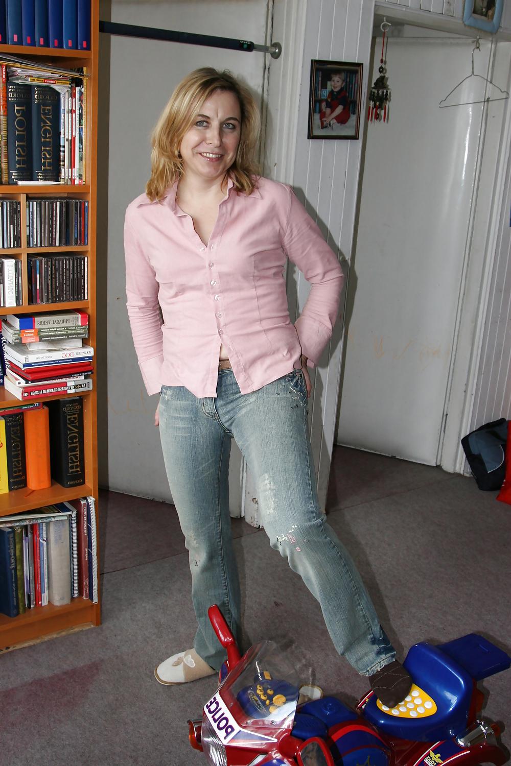 17P Mature amateur