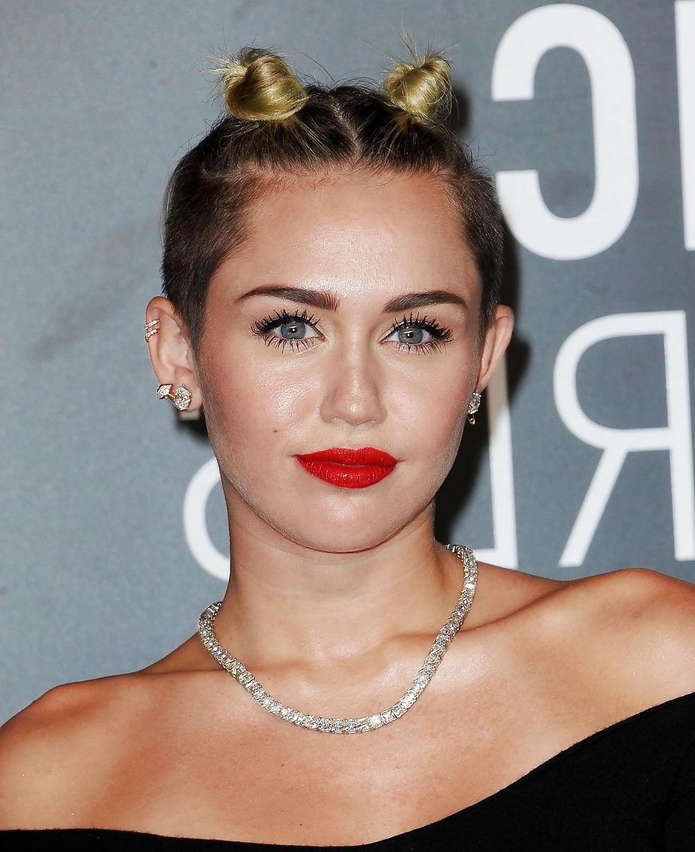 25P Miley Cyrus mega collection 7