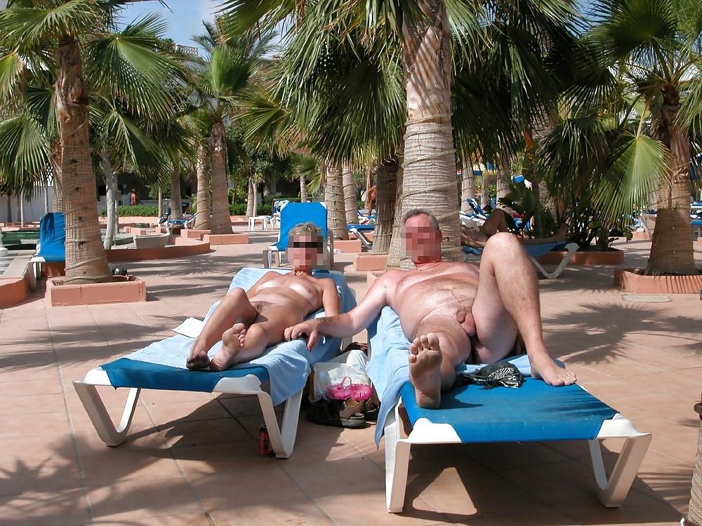 15P Various Pics - Swingers Mostly - 27