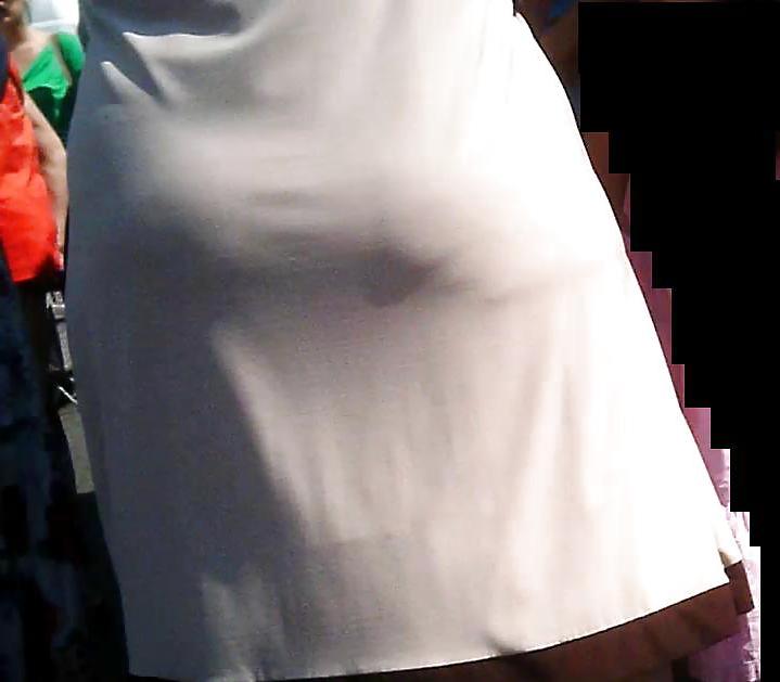 16P Mature Arab Booty