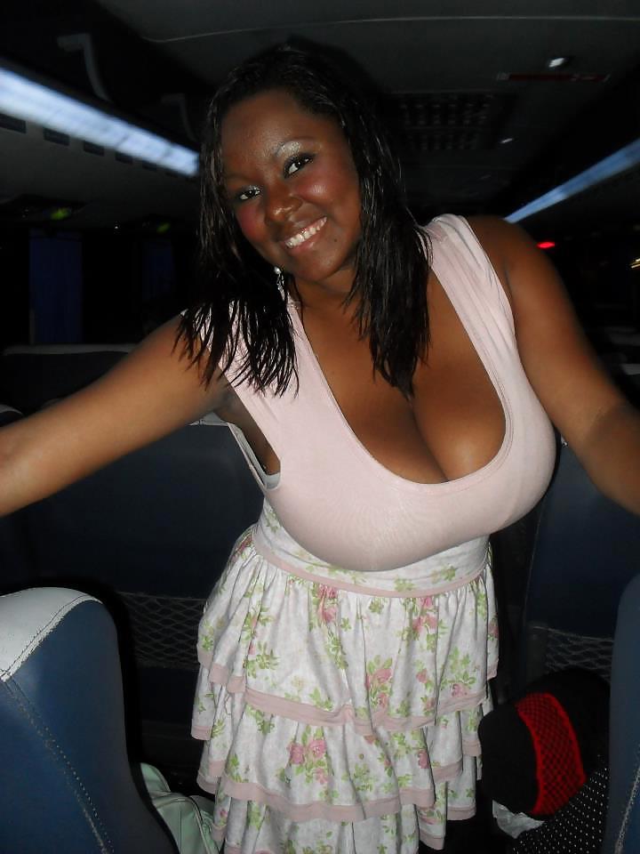 25P Black Big Boobs Goddess