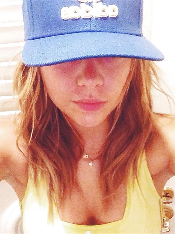 25P Ashley Benson mega collection 