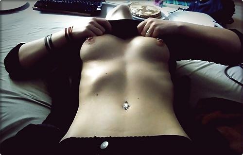 25P Tattooed and pierced girls