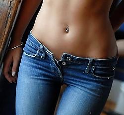25P Tattooed and pierced girls