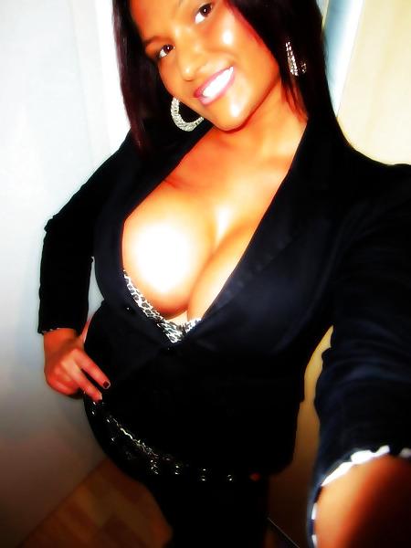 11P Big boobs