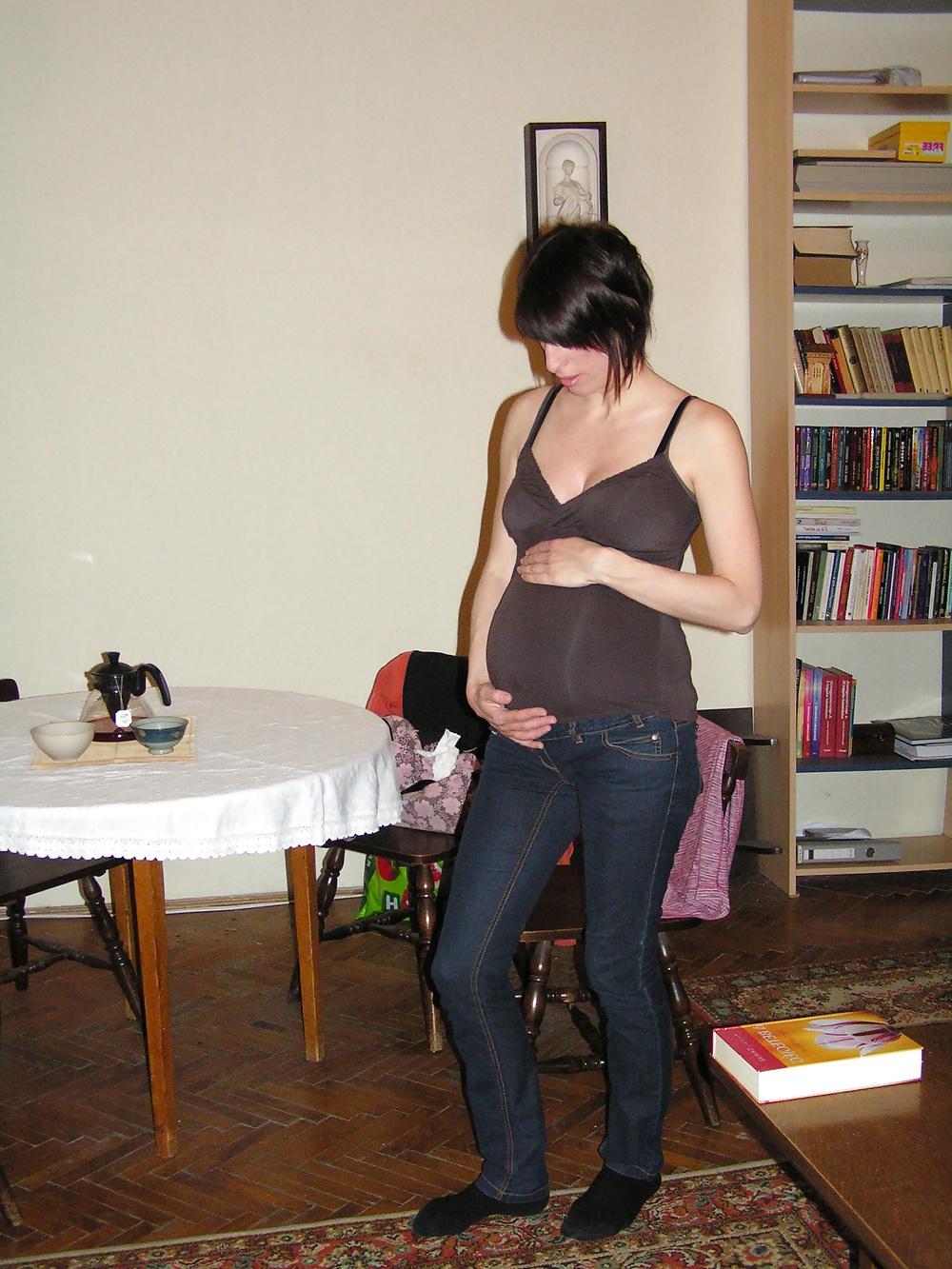 10P Pregnant milf anal