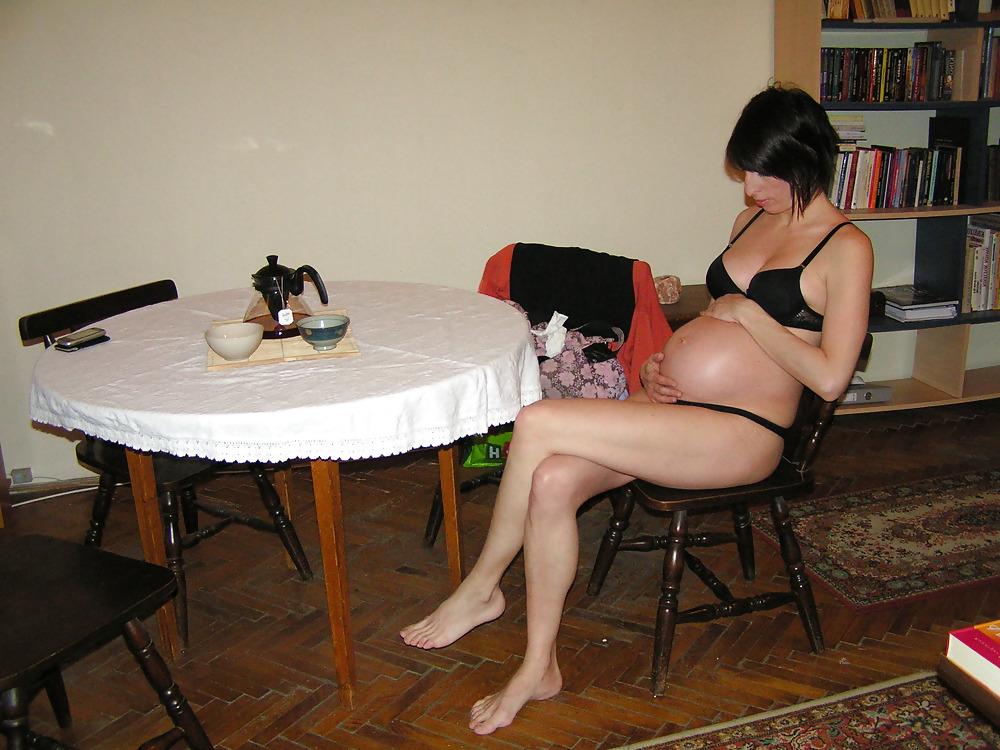 10P Pregnant milf anal