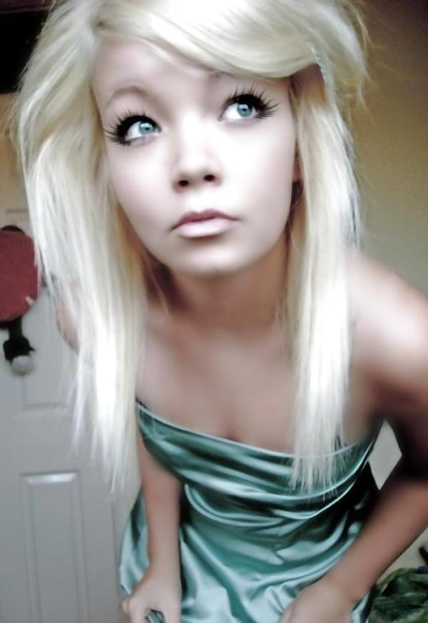17P Francesca the skinny emo uploaded by tuvanra