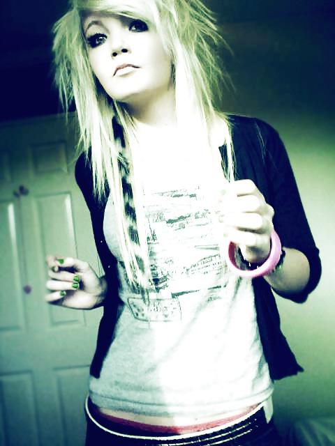 17P Francesca the skinny emo uploaded by tuvanra