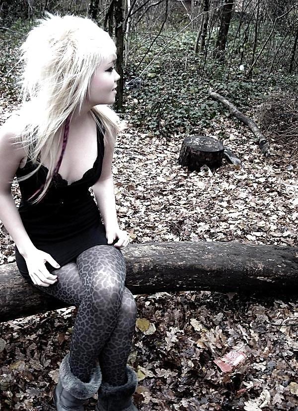 17P Francesca the skinny emo uploaded by tuvanra