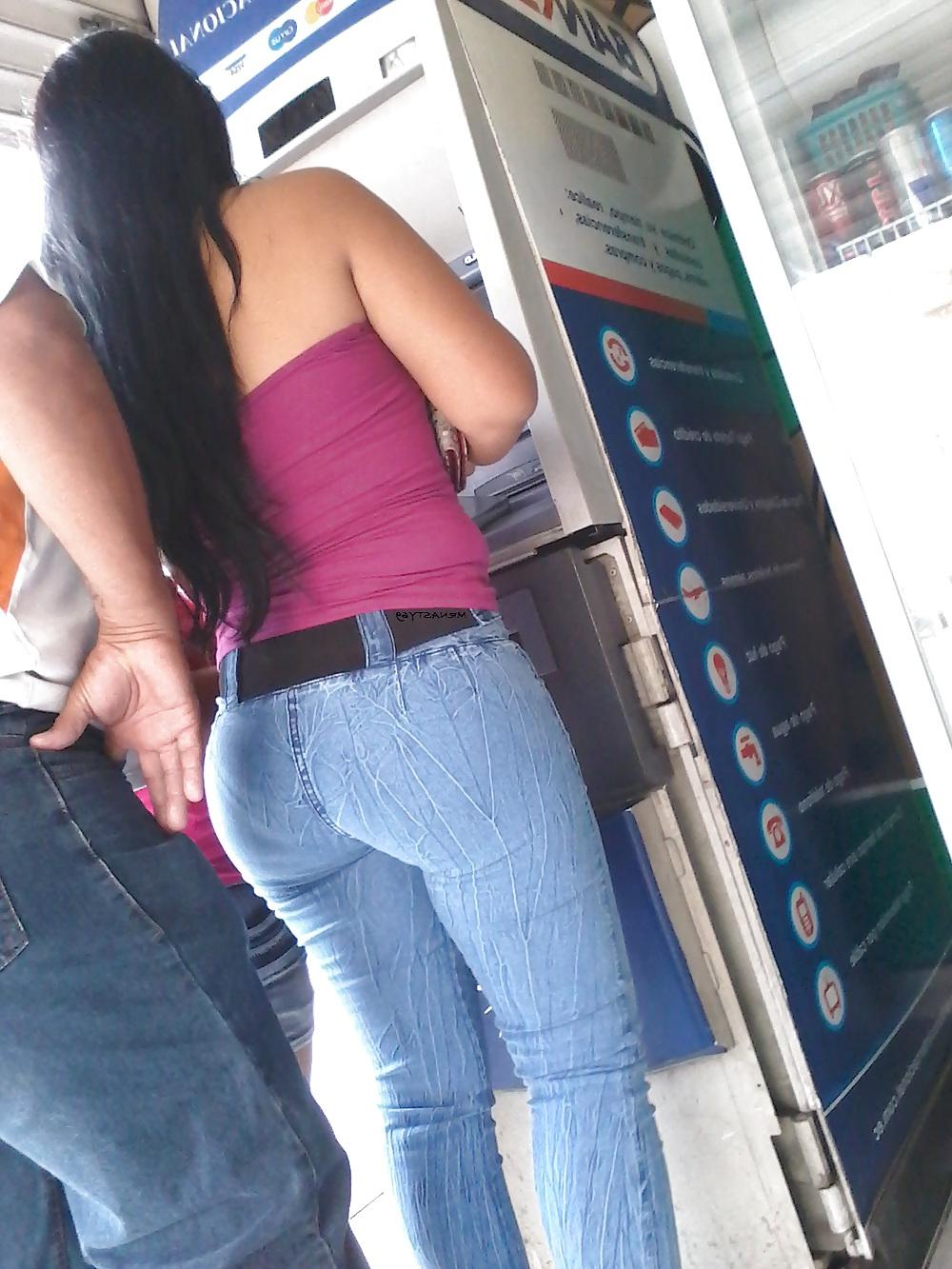 14P Two Hot Wives In Tight Jeans Big Ass