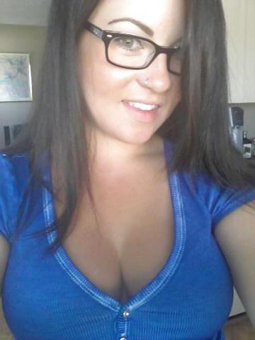 22P Thanks Dating Site Sluts #2 (big boobs & fit girls)