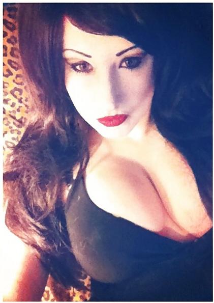25P Facebook Emo Gothic Scene Girl Selfies Teil 2