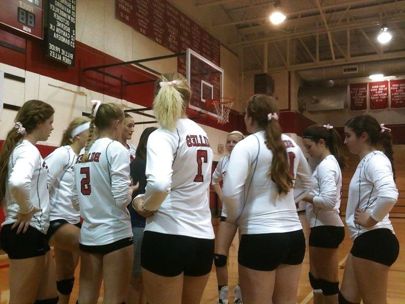 25P Sexy female volleyball players