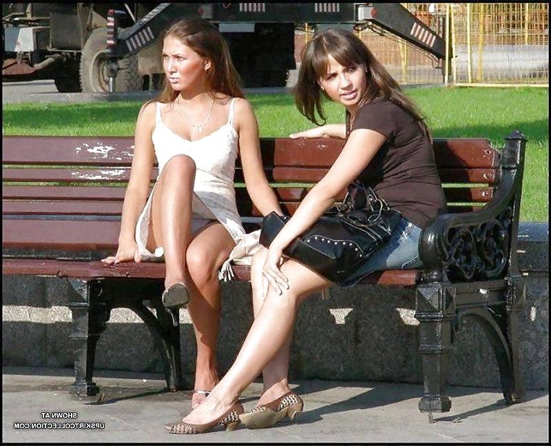 12P OUTDOOR EROTIC PUSSIES