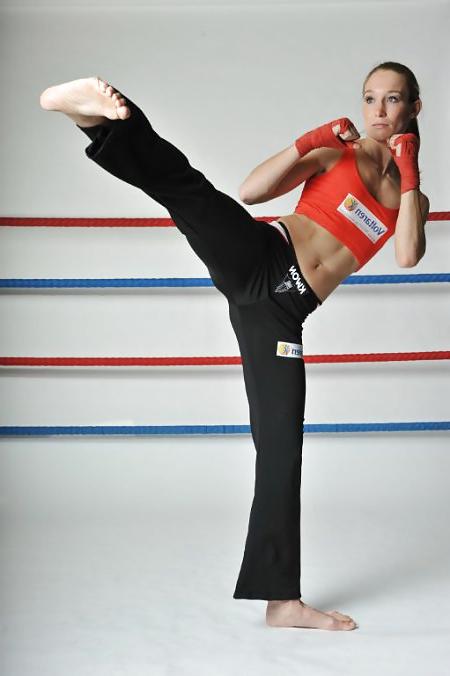 25P Sexy German Kickbox Champ Dr. Christine Theiss