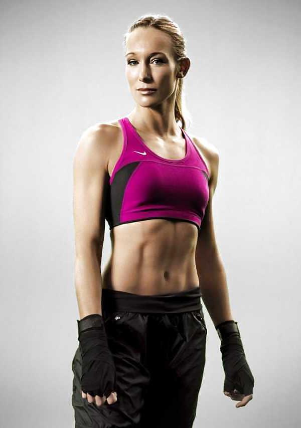 25P Sexy German Kickbox Champ Dr. Christine Theiss