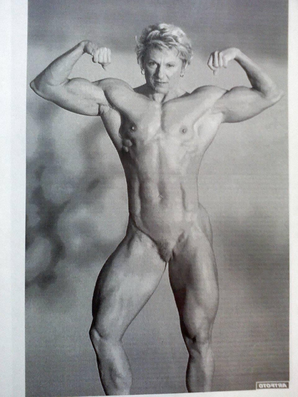 22P Master Gallery