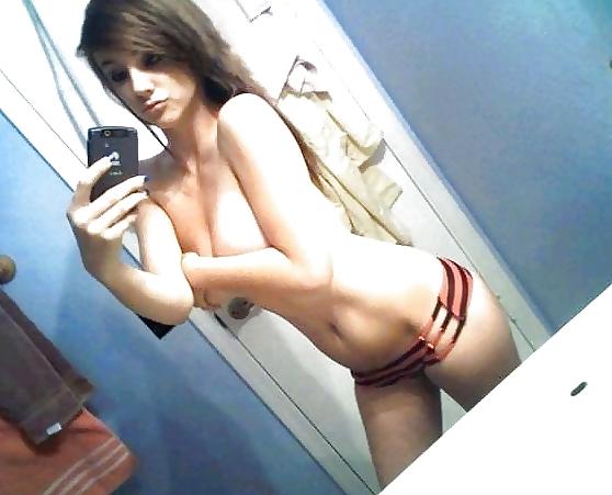 15P EMO Babe 3