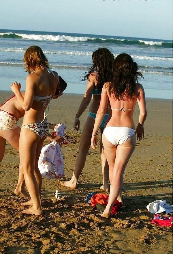19P Erotic outdoors Photos 2