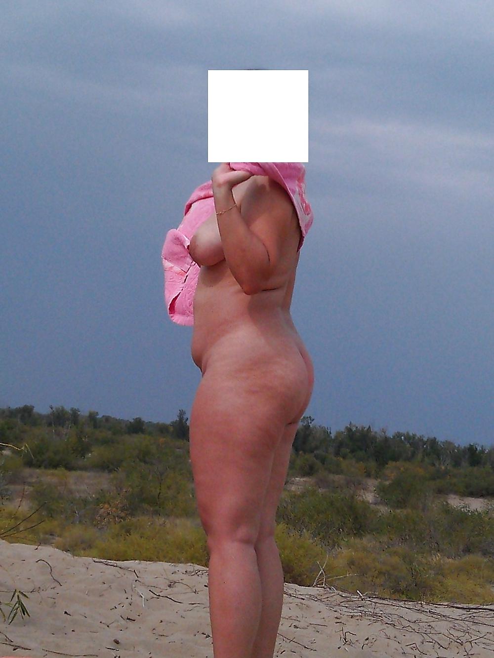 4P Nude beach spy