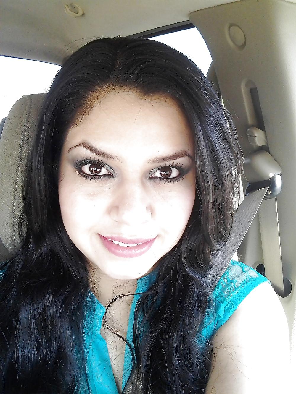 18P Nice Women arab face for cum