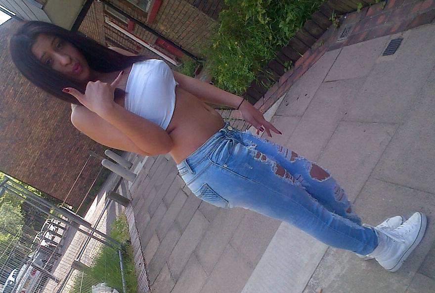 7P Sexy Turkish Slut (Piercing)