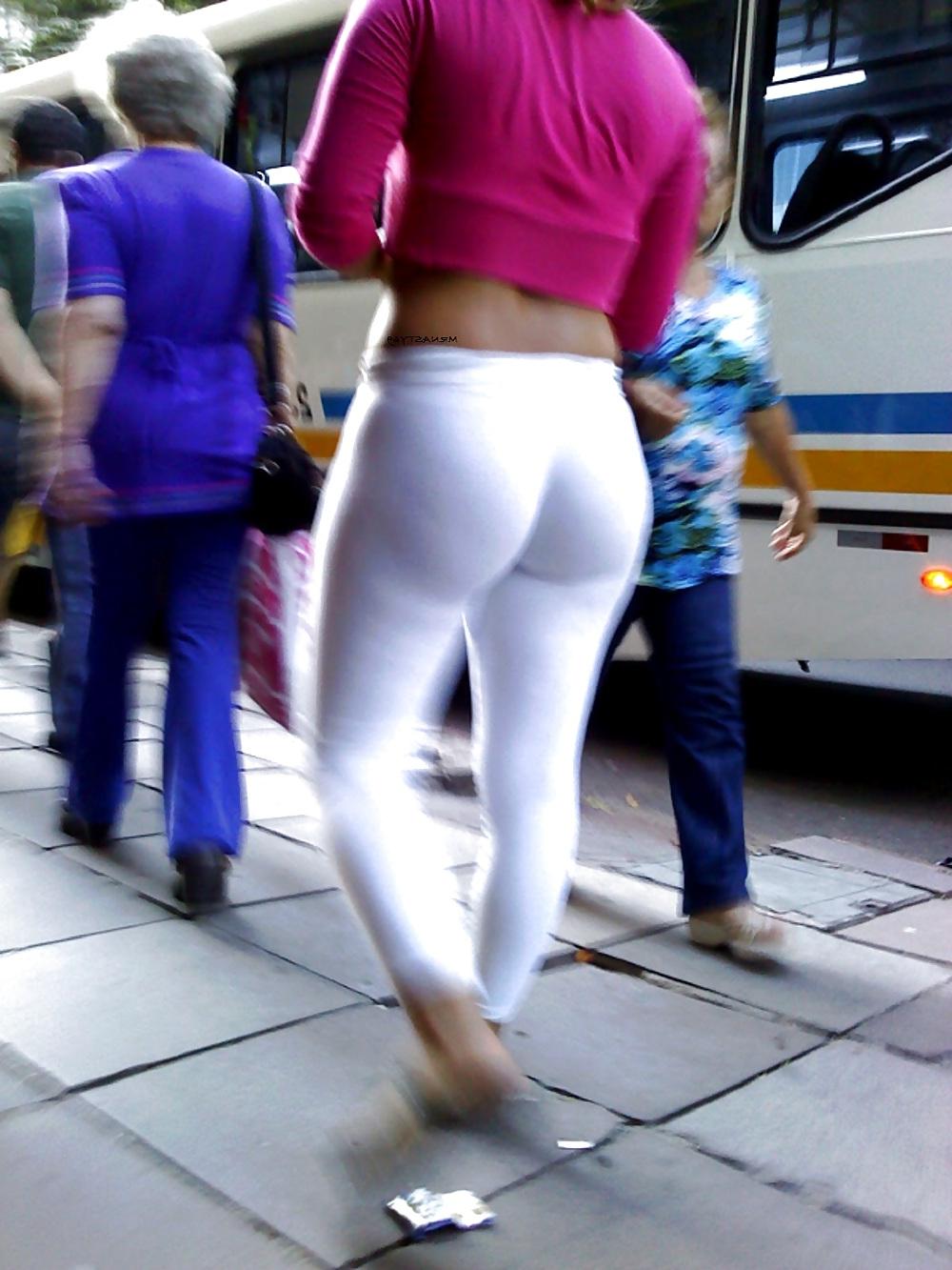 9P Big Ass In White Pants With Visible Thong Lines