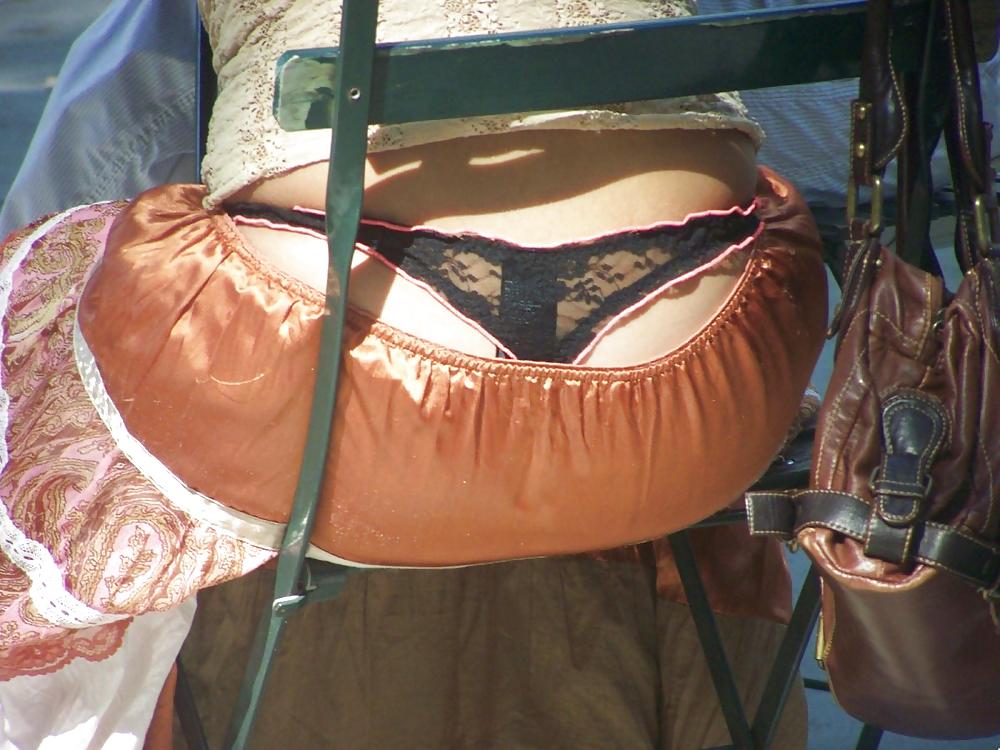10P Whaletail on street by Hellboykingop