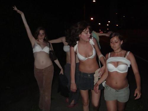 25P Bra Babes 99
