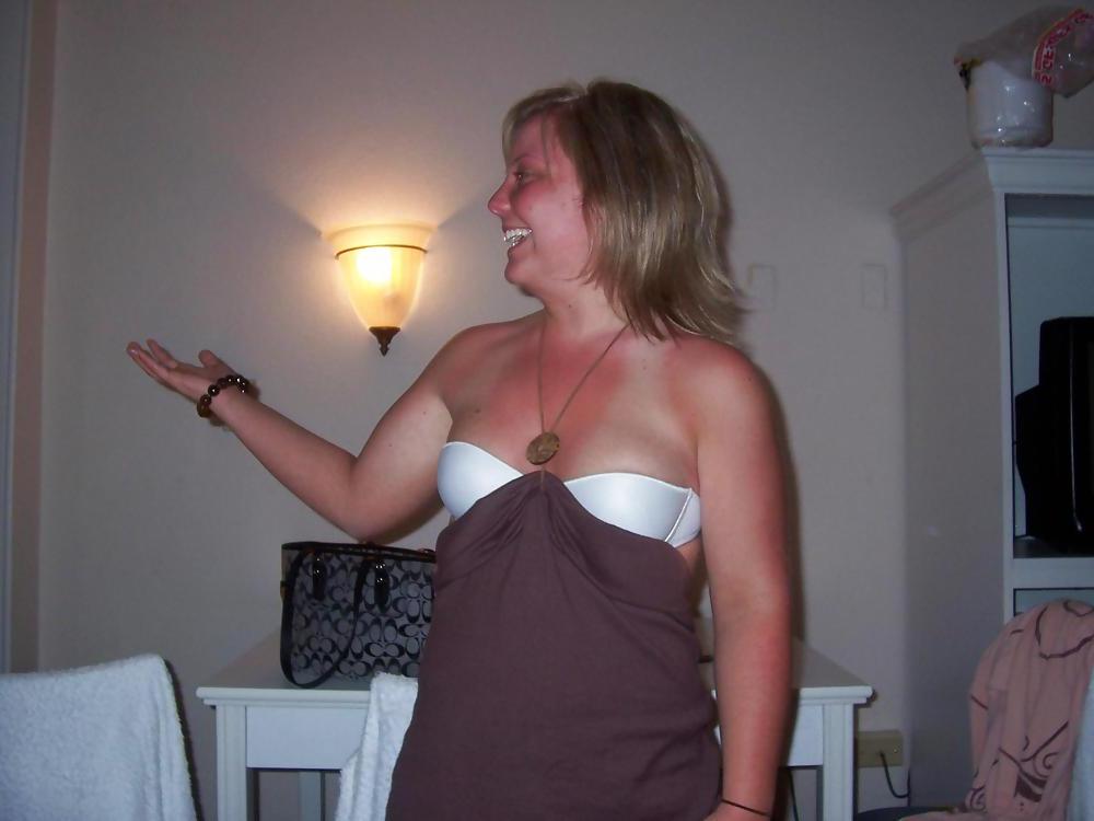 25P Bra Babes 99