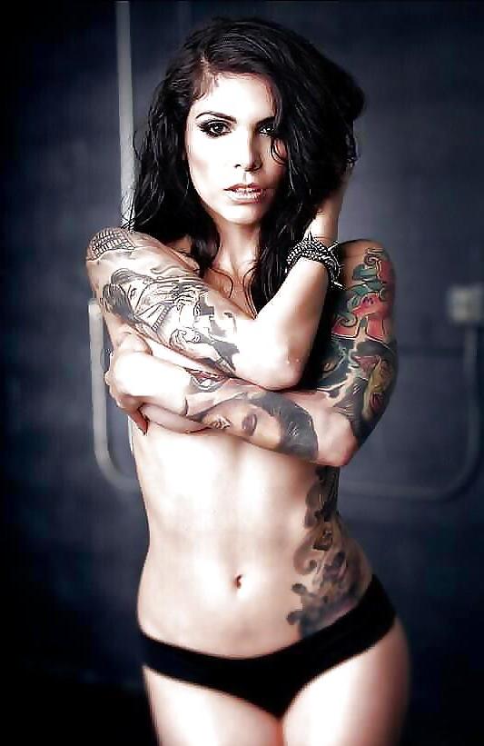 25P Erotic tatoo's 6 - kcxxx