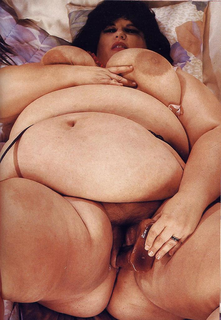 25P Layla and eartha ssbbw