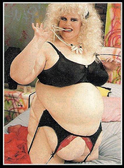 25P Layla and eartha ssbbw
