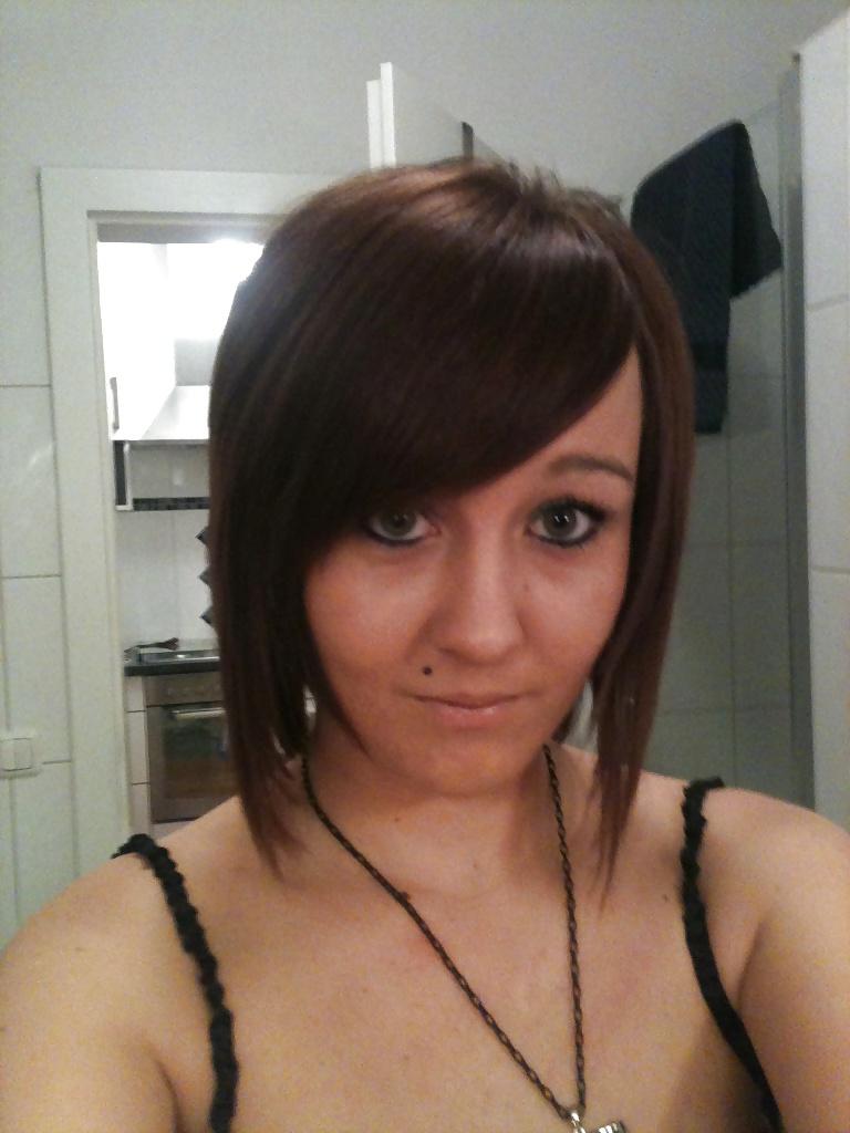 22P Hot German Girl!