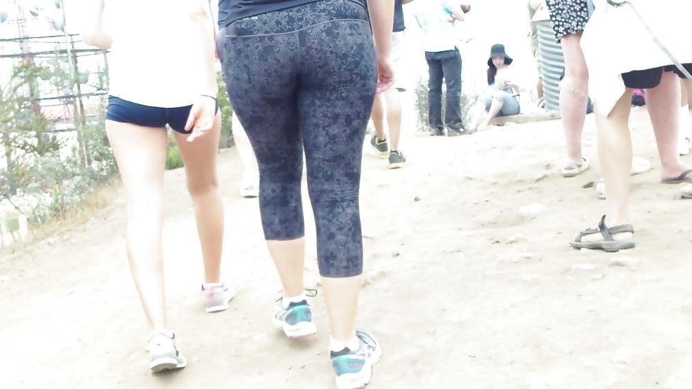 25P Teen girl nice big ass & butt tight