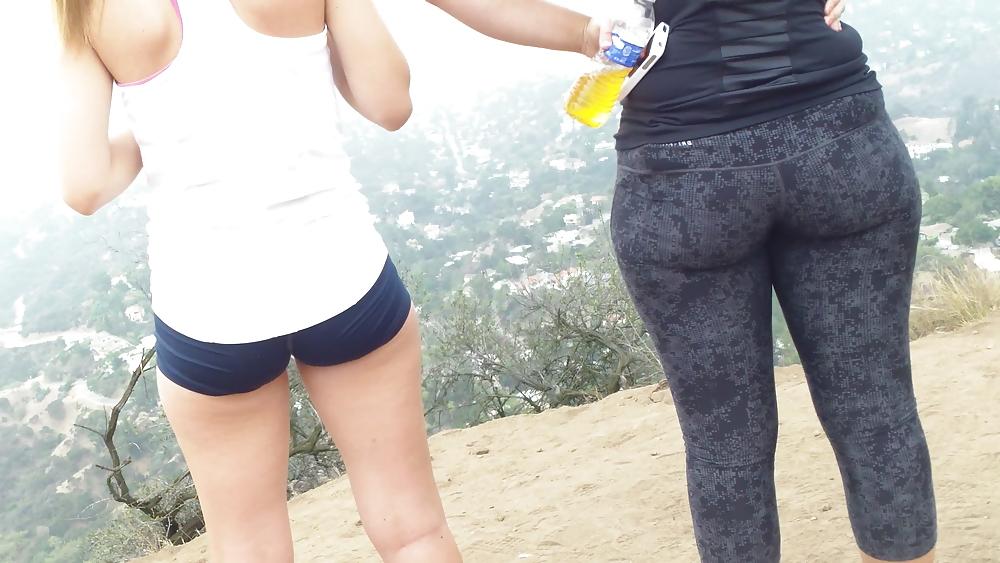 25P Teen girl nice big ass & butt tight