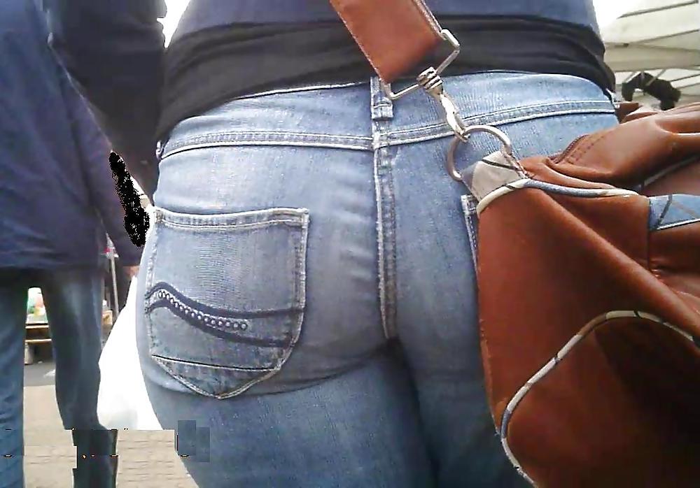 21P Big Booty Jeans