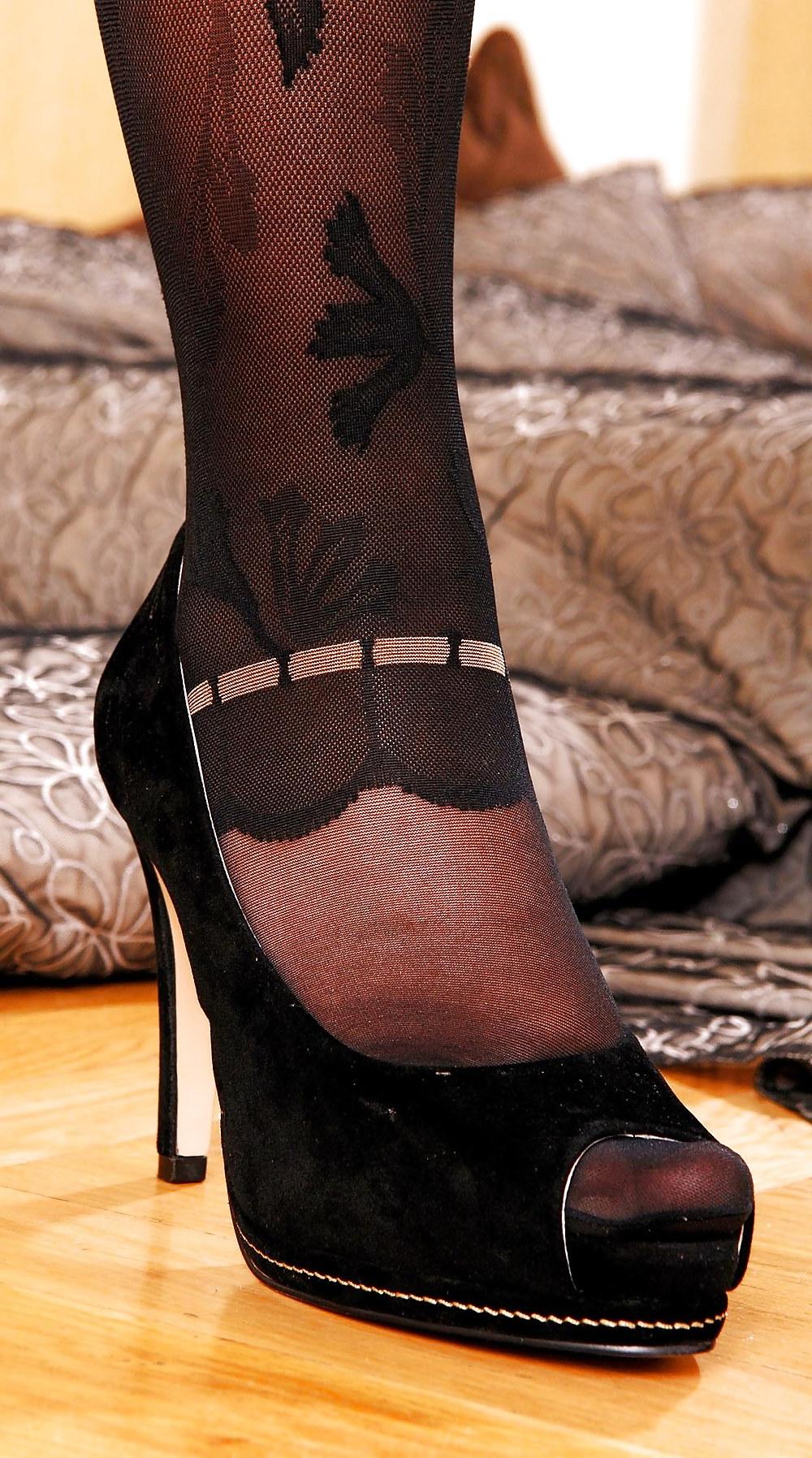 20P Hot blonde in black stockings
