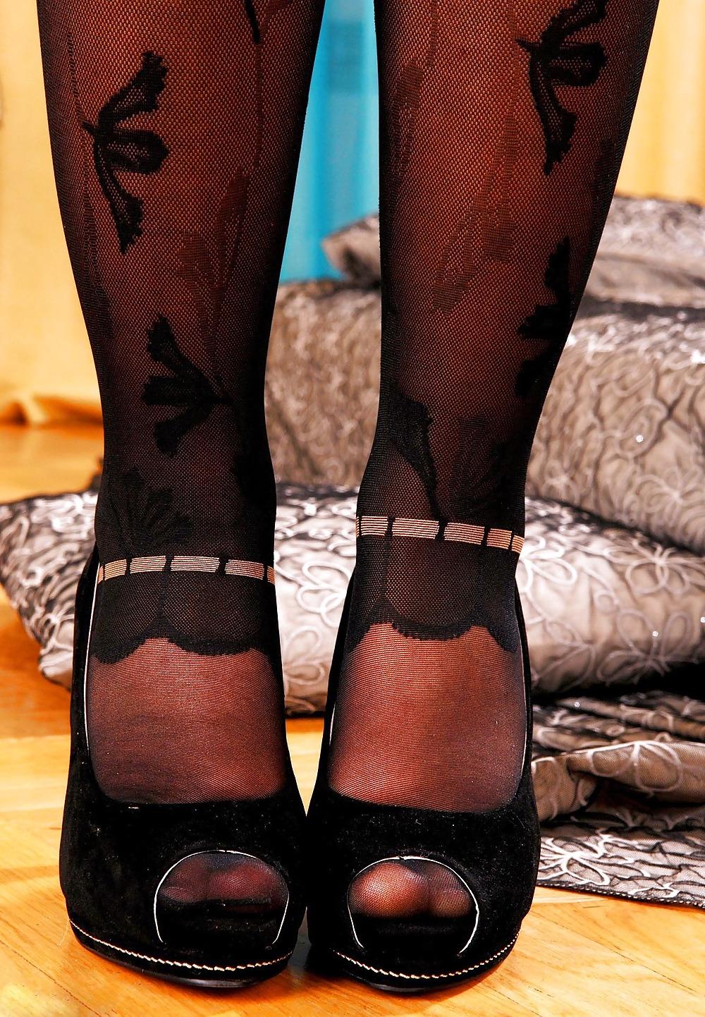 20P Hot blonde in black stockings
