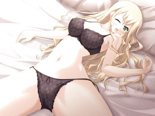 10P Very hot hentai babes
