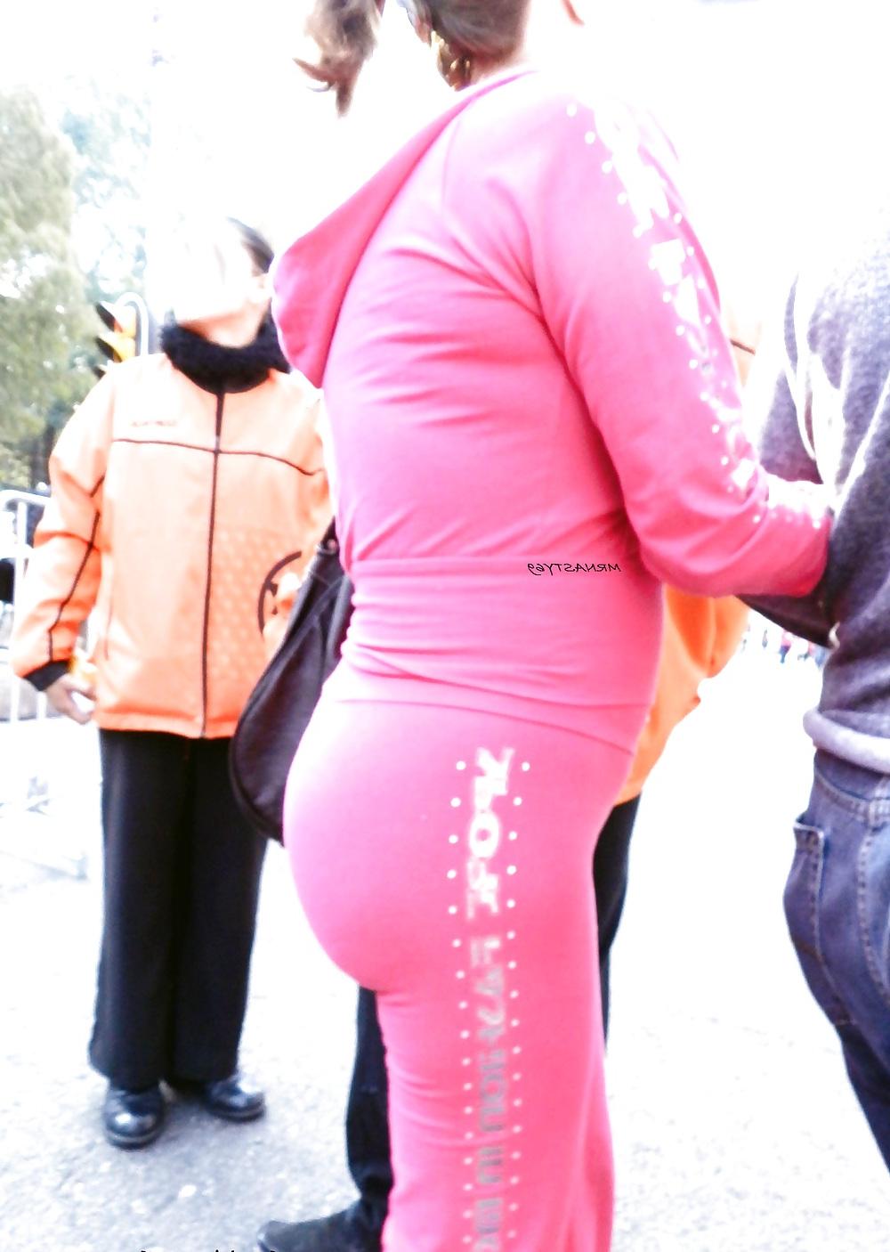 20P Latina Wife With Big Ass In Tight Pink Pants