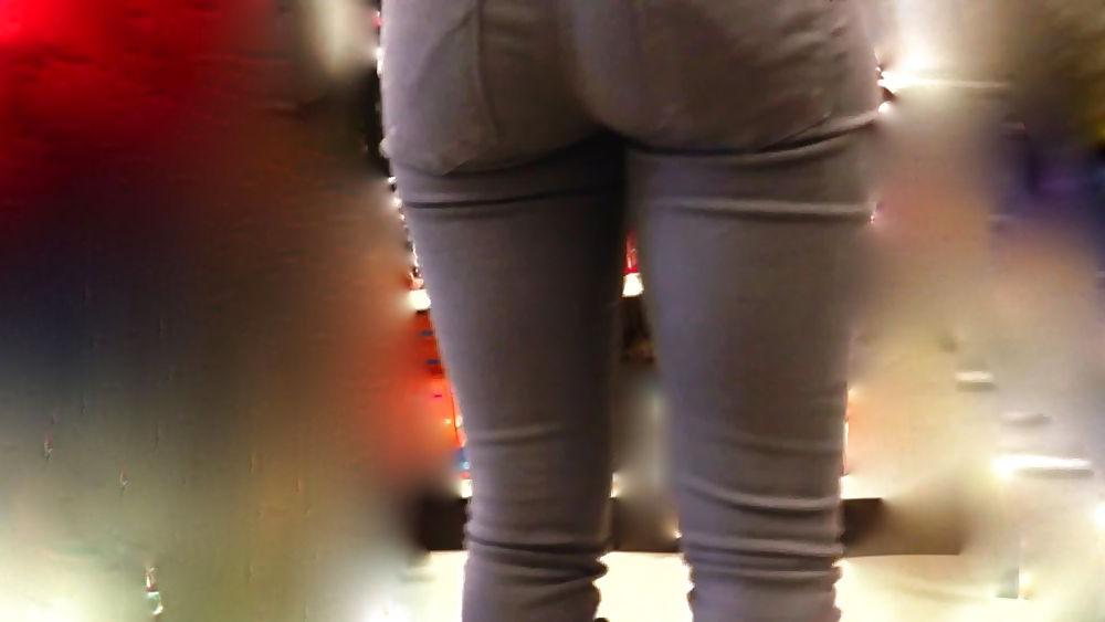 25P Street Voyeur 