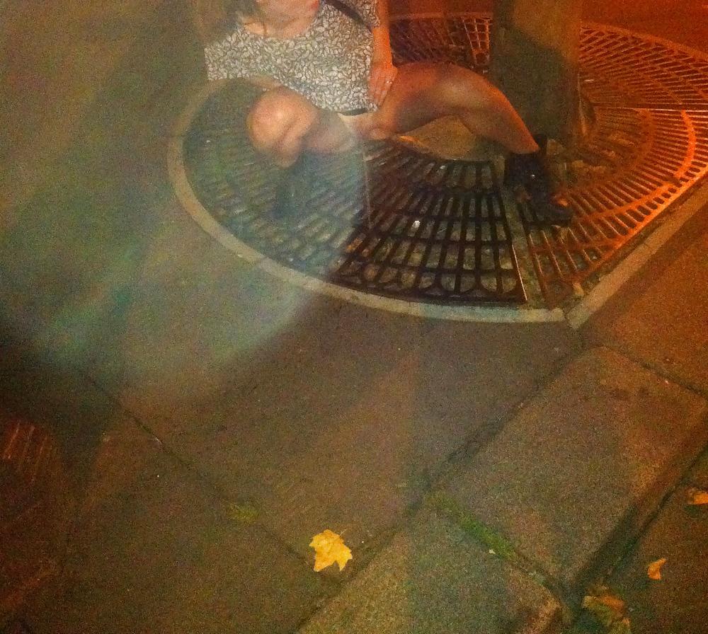 25P In the street
