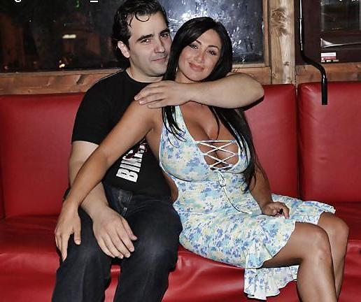25P Marika-Busty Italian Diva