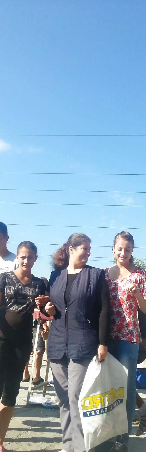 4P Old + young romanian